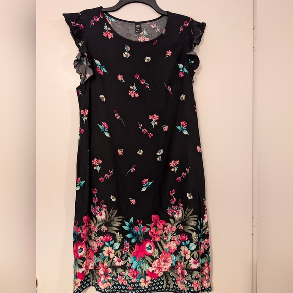 Dresses & Skirts - Emery Rose XXL Black Floral Flutter Sleeve Boho Dress Plus Size 2XL